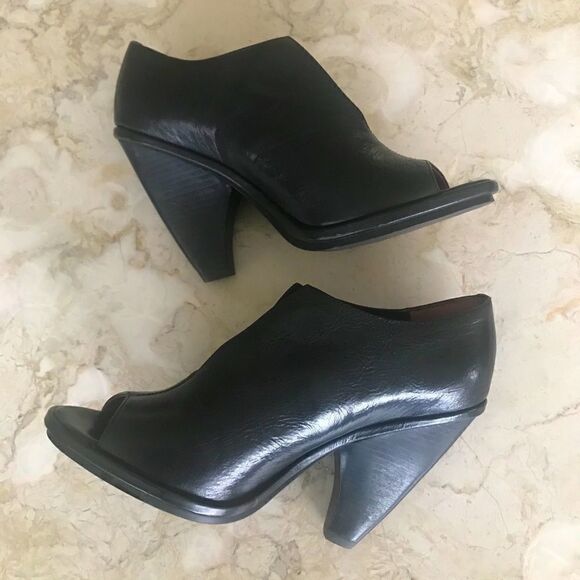 Luxury Rebel Peep Toe Heeled Booties/Shoes - Picture 3 of 7